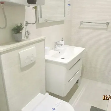 Mirosa Bed & Breakfast 4*