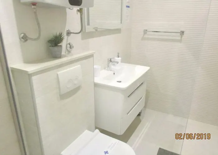 Mirosa Bed & Breakfast 4*