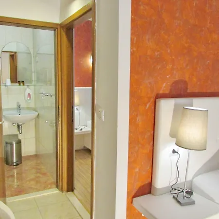 Mirosa Bed and Breakfast 4*