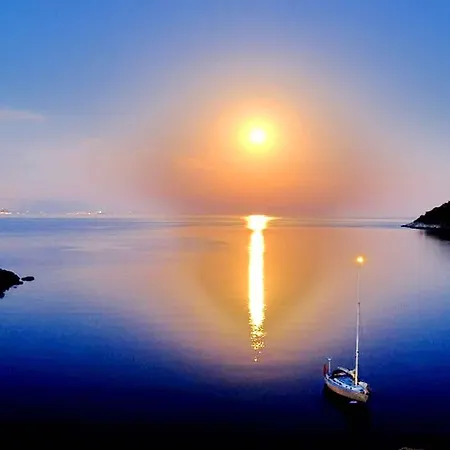 Mirosa Bed and Breakfast 4*